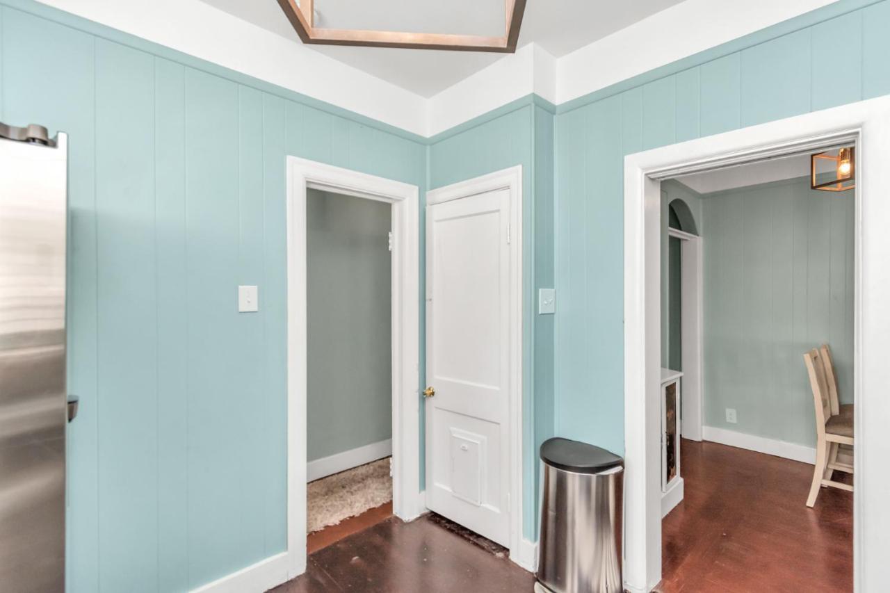 2 Kitchens,2 Living Rooms,4 Bedrooms-Close To All! Galveston Exterior photo